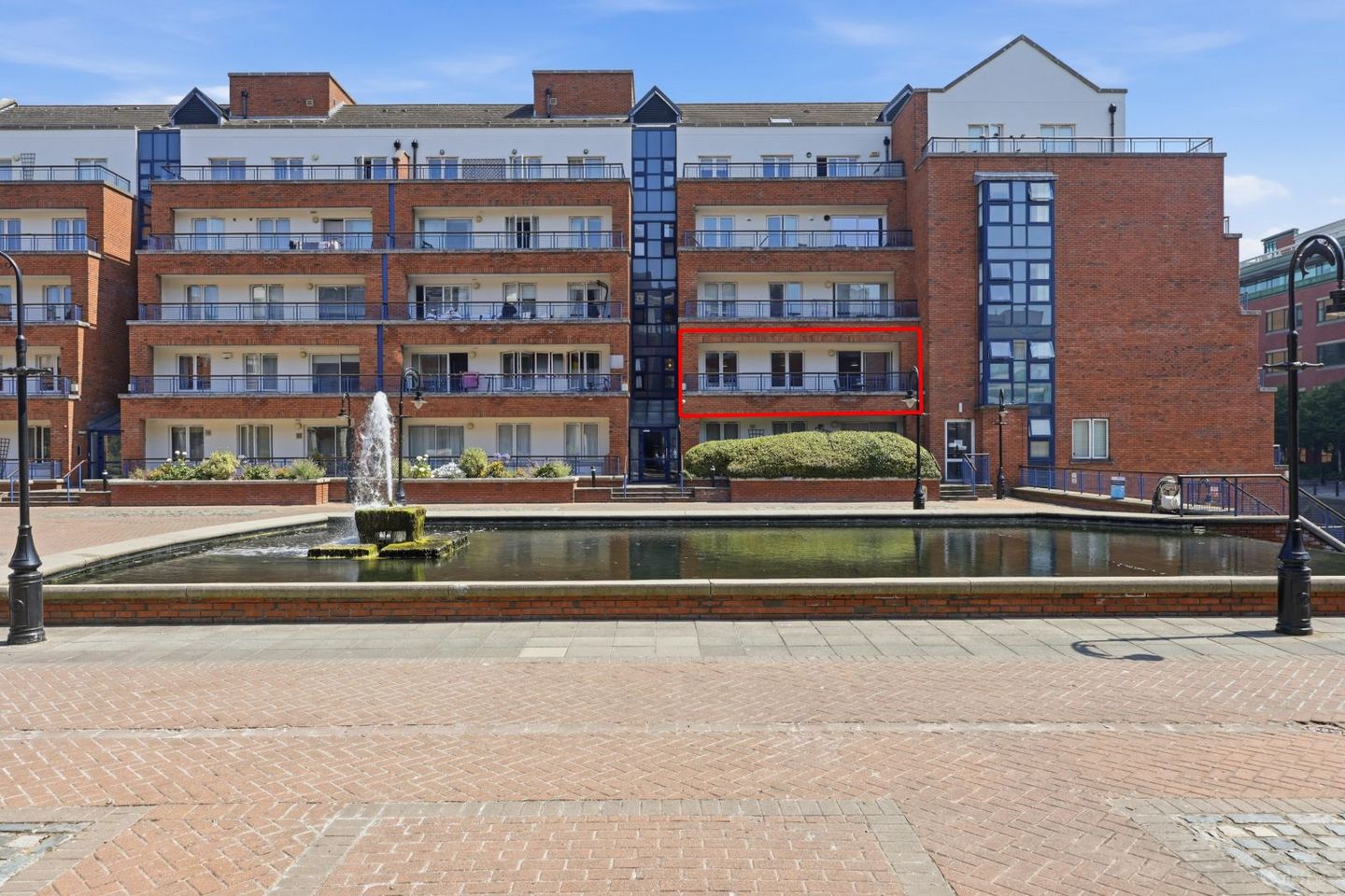 300 The Argyle, Custom House Harbour Apartments, IFSC, Dublin 1, D01ET21