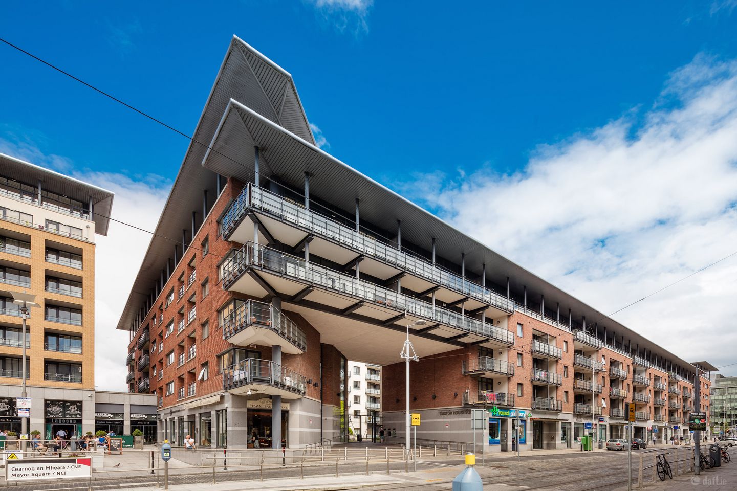 Custom House Square, IFSC, Dublin 1