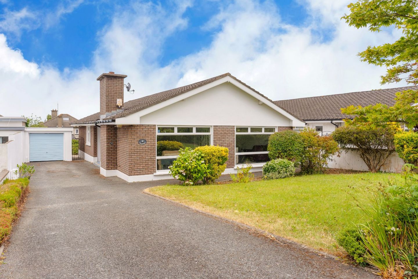 Mullacrew, 18 Joyce Avenue, Foxrock, Dublin 18, D18Y6F5
