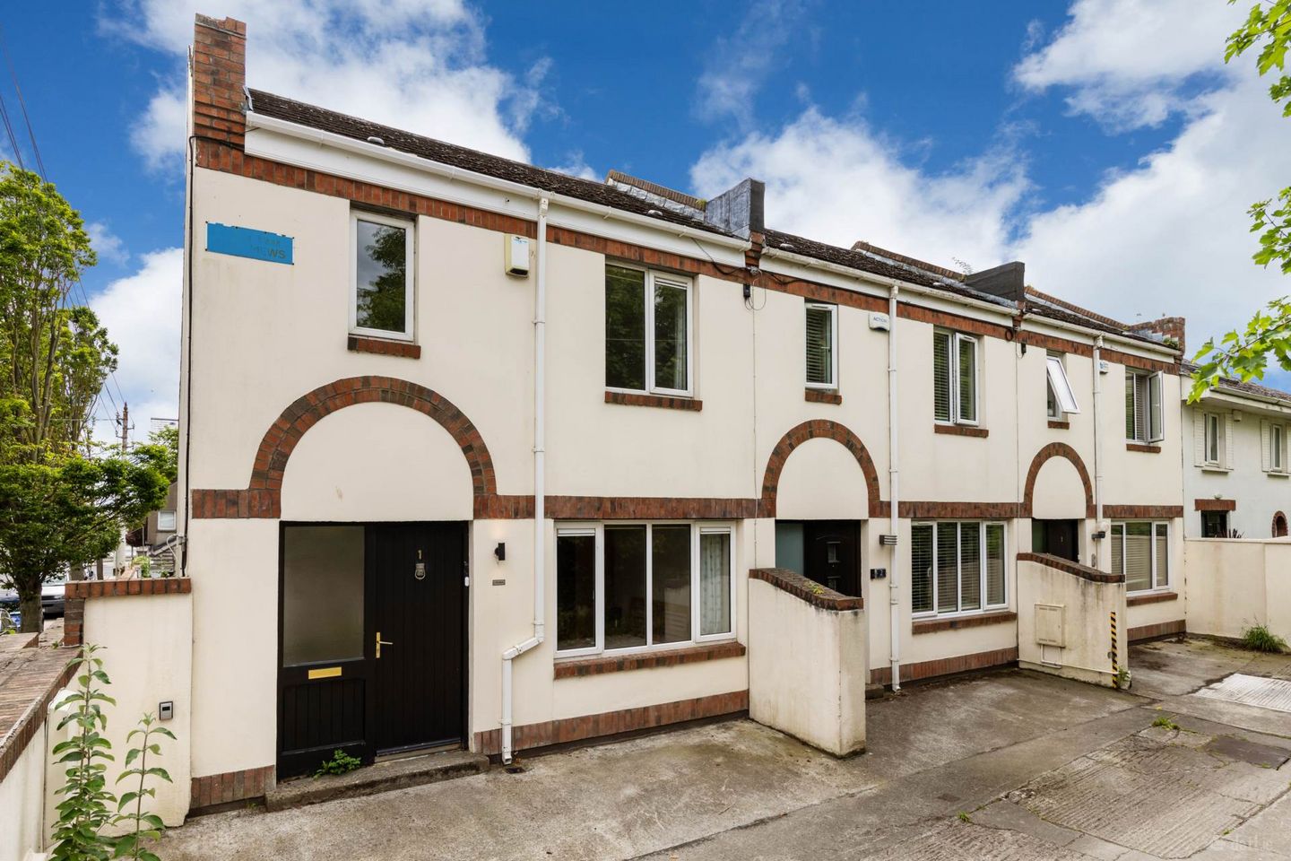1 The Mews, Dollymount Avenue, Clontarf, Dublin 3, Co. Dublin