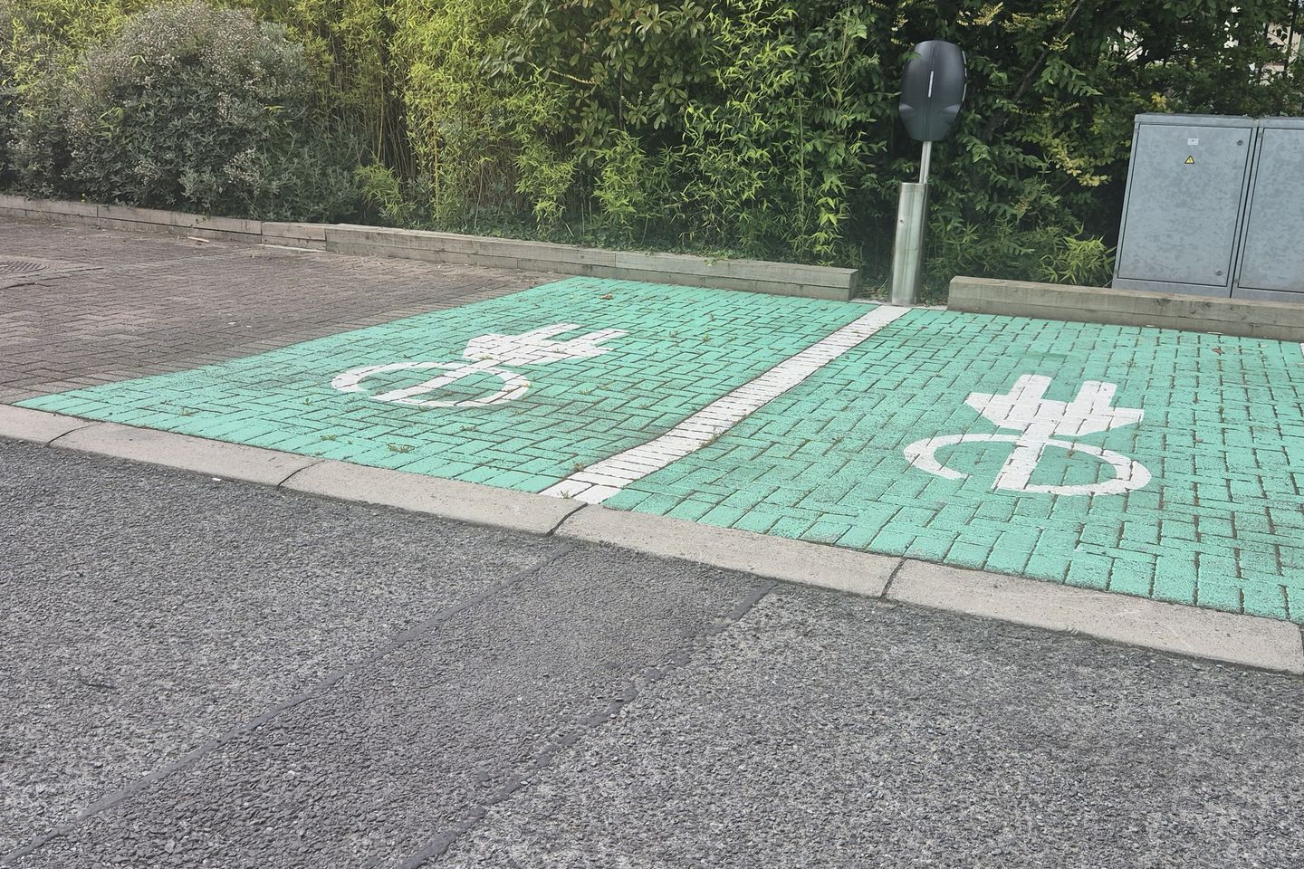 grand canal view , james walk, Dublin 8