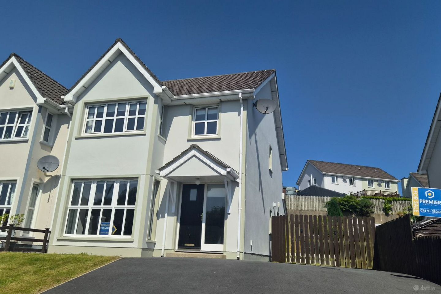 9 Foxhills, Letterkenny, Letterkenny, Co. Donegal, F92W7C3