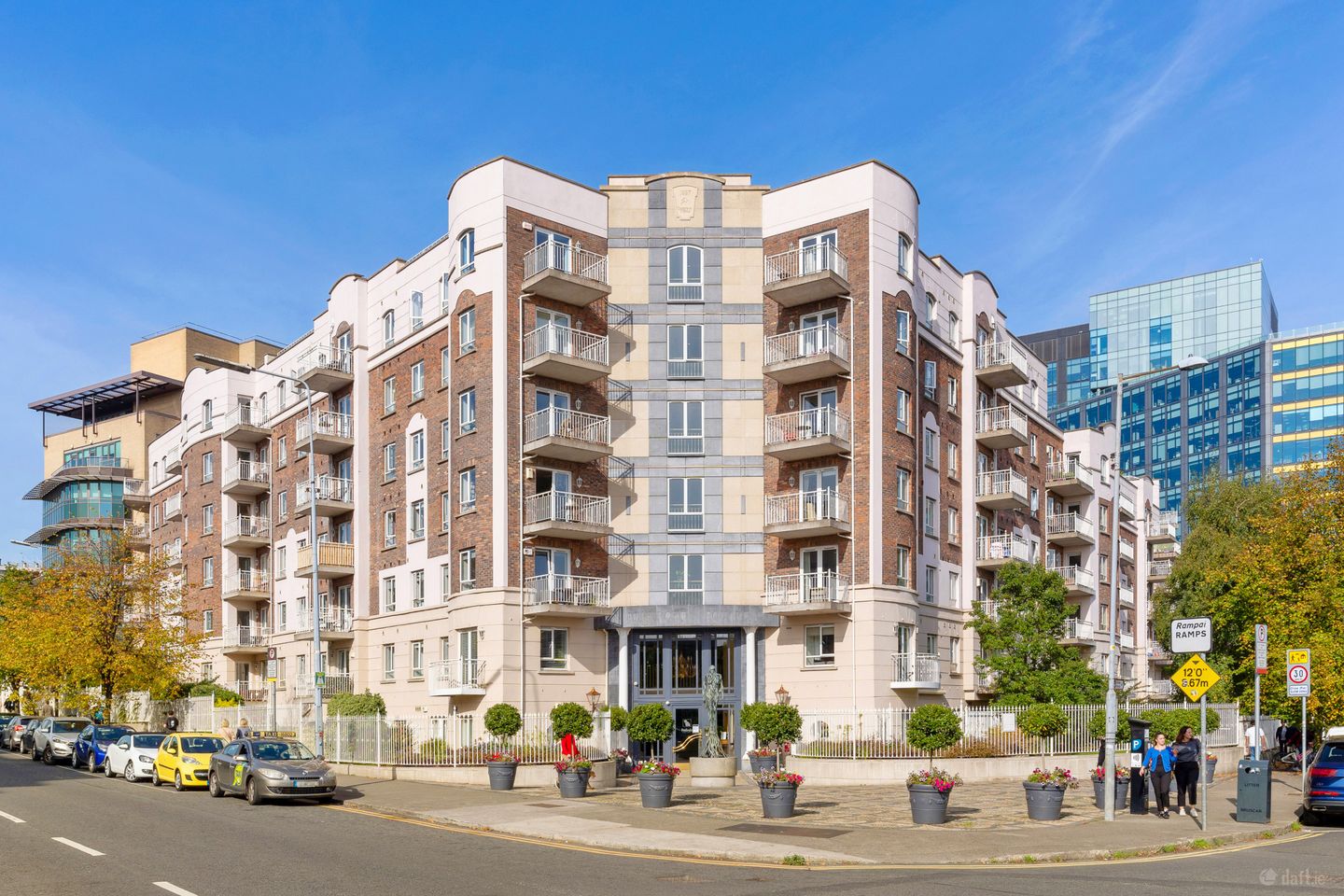 101 Pembroke Square, Grand Canal Street Upper, Dublin 4, D04WN73