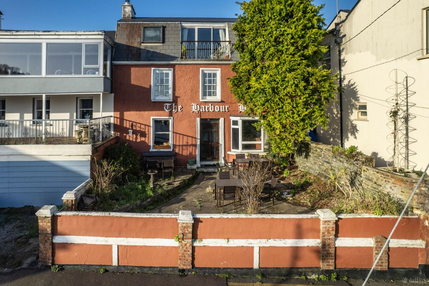 The Harbour Bar, Scilly, Kinsale, Co. Cork, P17A025