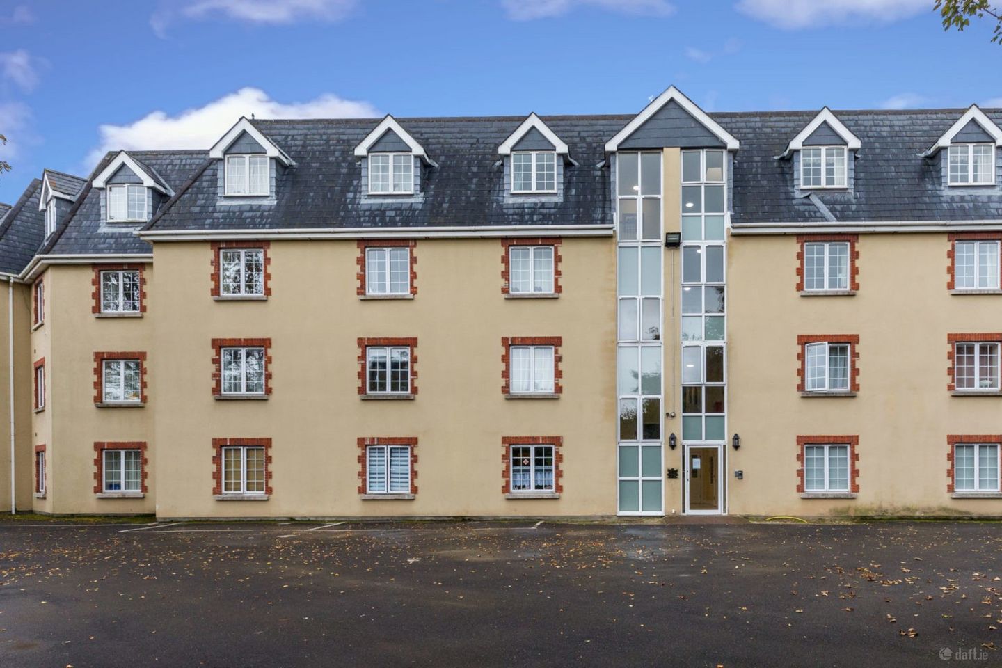 Citywest golfing Apartments, Saggart, Co. Dublin
