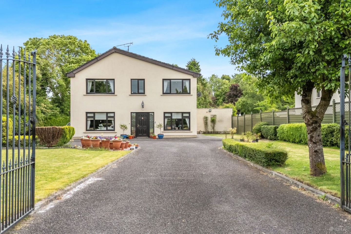 8 Balreask Gardens, off The Trim Road, Navan, Co. Meath, C15E7N8