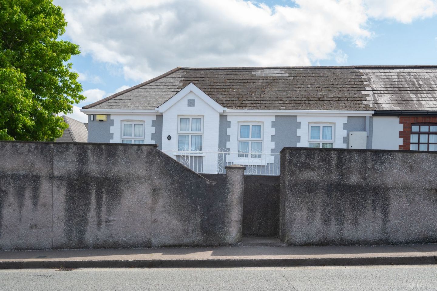 10 Ashgrove Park, Bishopstown, Bishopstown, Co. Cork, T12E06A