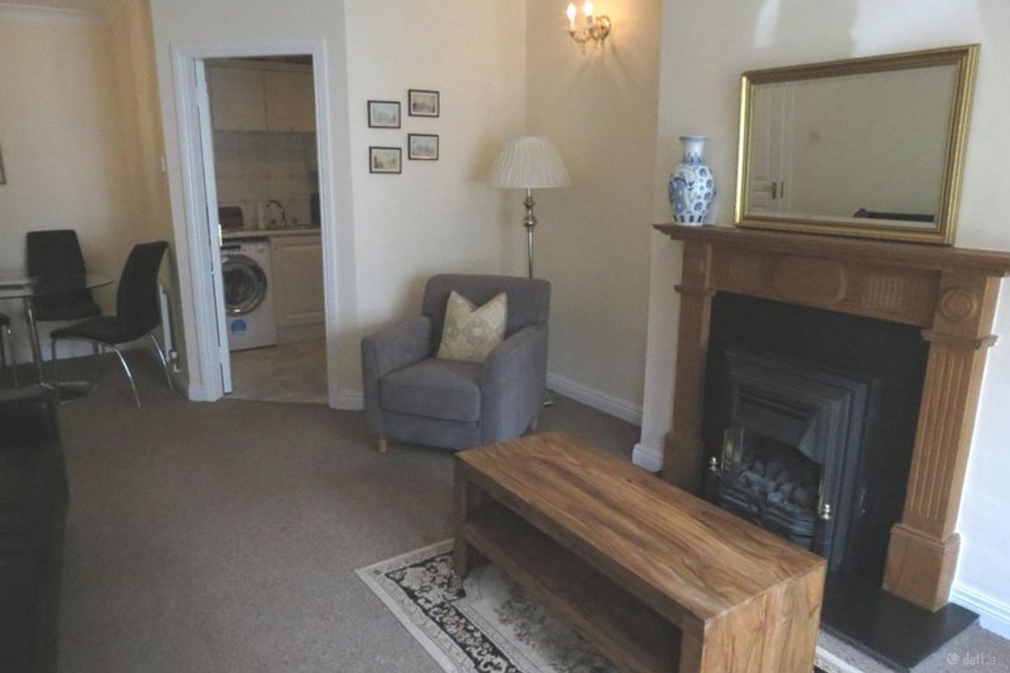 33 Shrewsbury
Donnybrook Castle
Donnybrook
Dublin 4