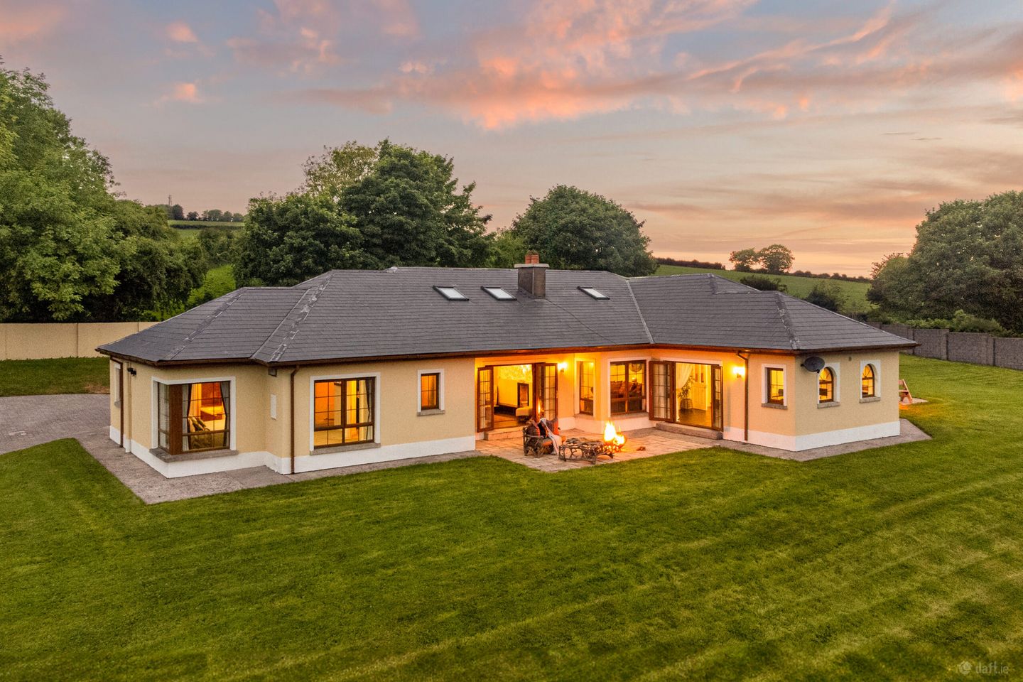 Roch Ri, Winetavern Manor, Stratford-on-Slaney, Co. Wicklow