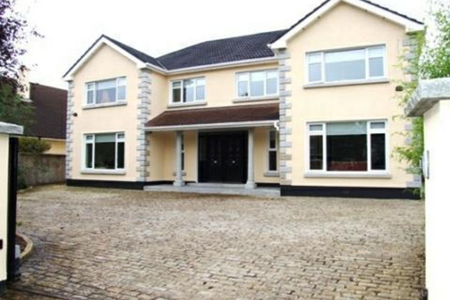 8 Deerpark Drive, Castleknock, Dublin 15