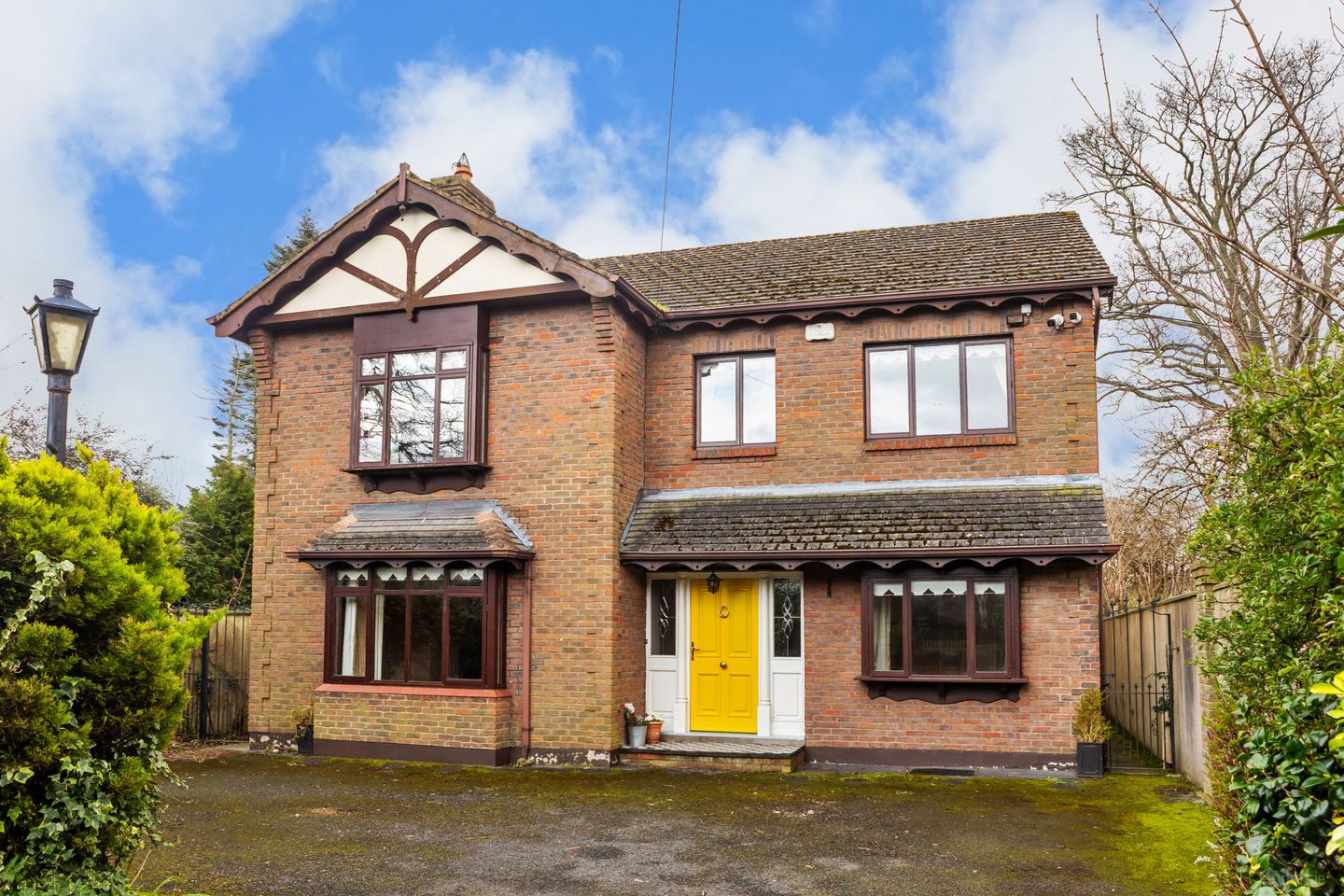 Allagour, Kill Lane, Foxrock, Dublin 18, D18K4K2