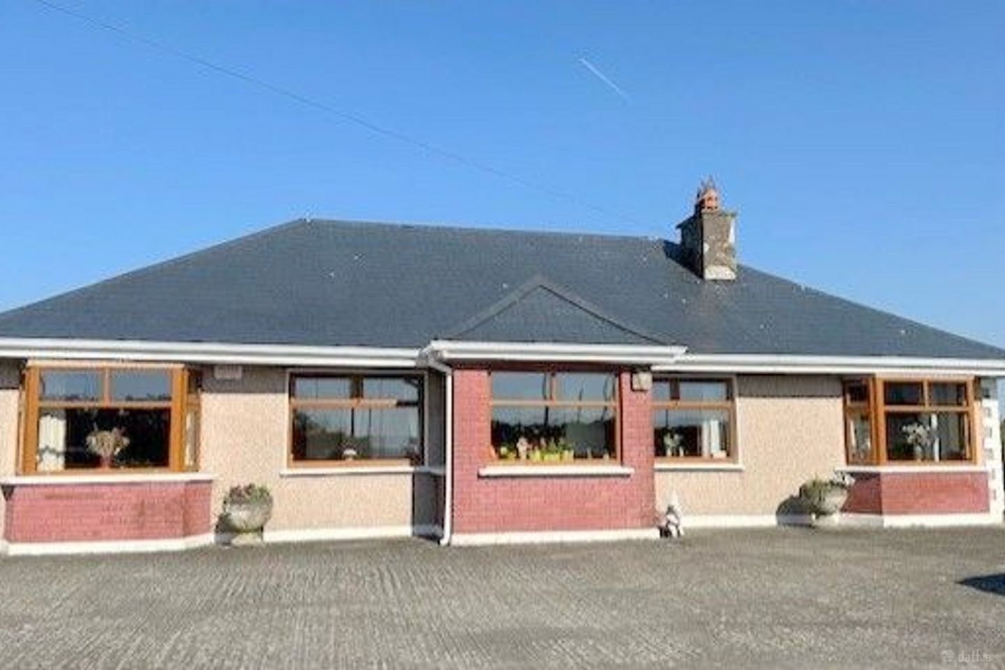 Thurles Road, Littleton, Thurles, Co. Tipperary, E41RF77