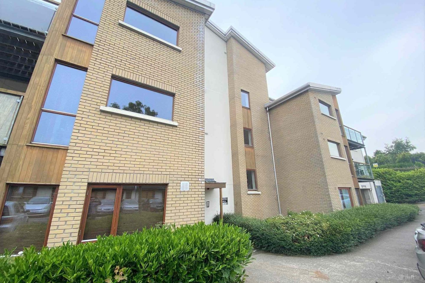 Hunters Hall, Hunters Wood, Ballycullen, Dublin 24