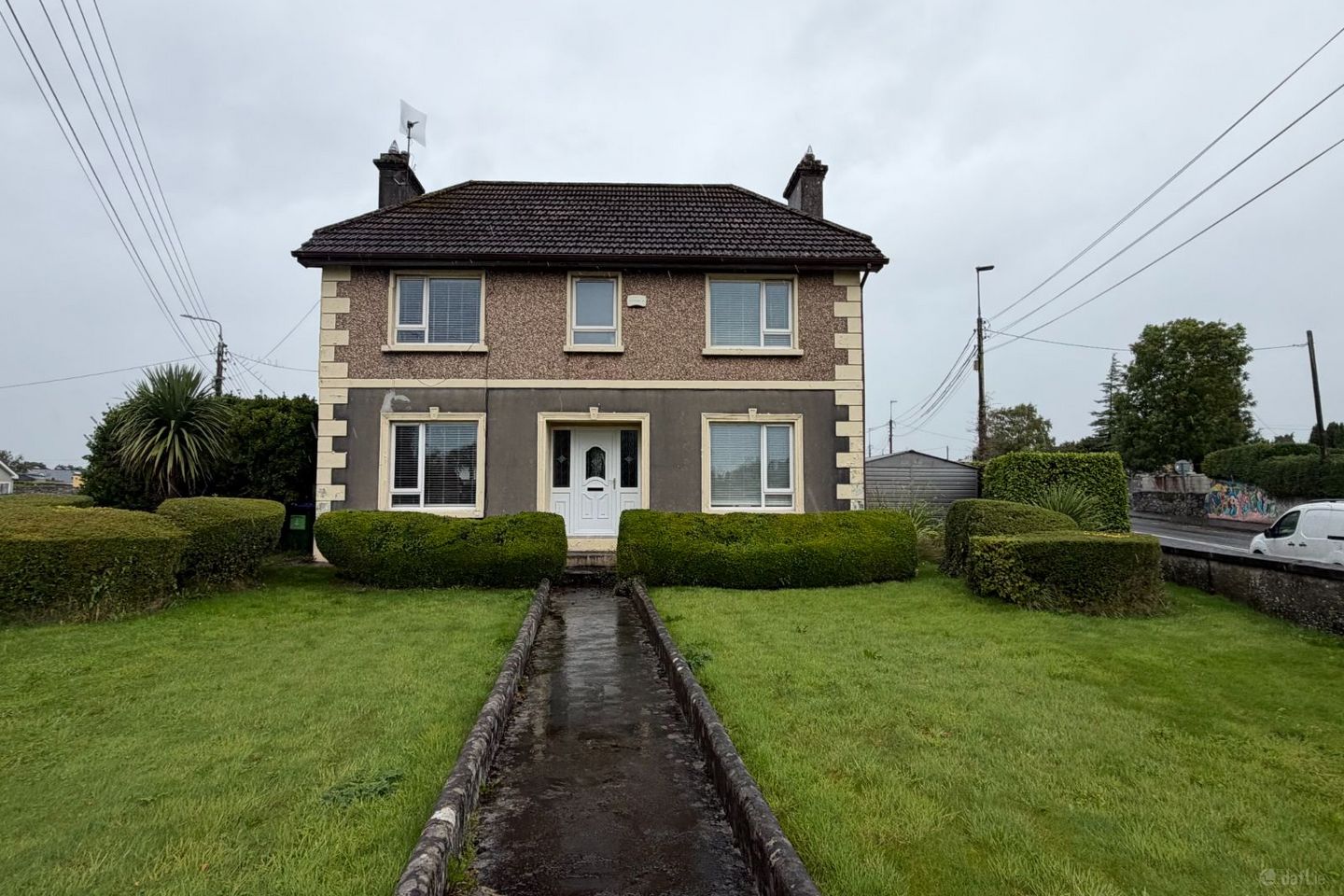 Saint Senans, 24 Limerick Road, Ennis, Co. Clare