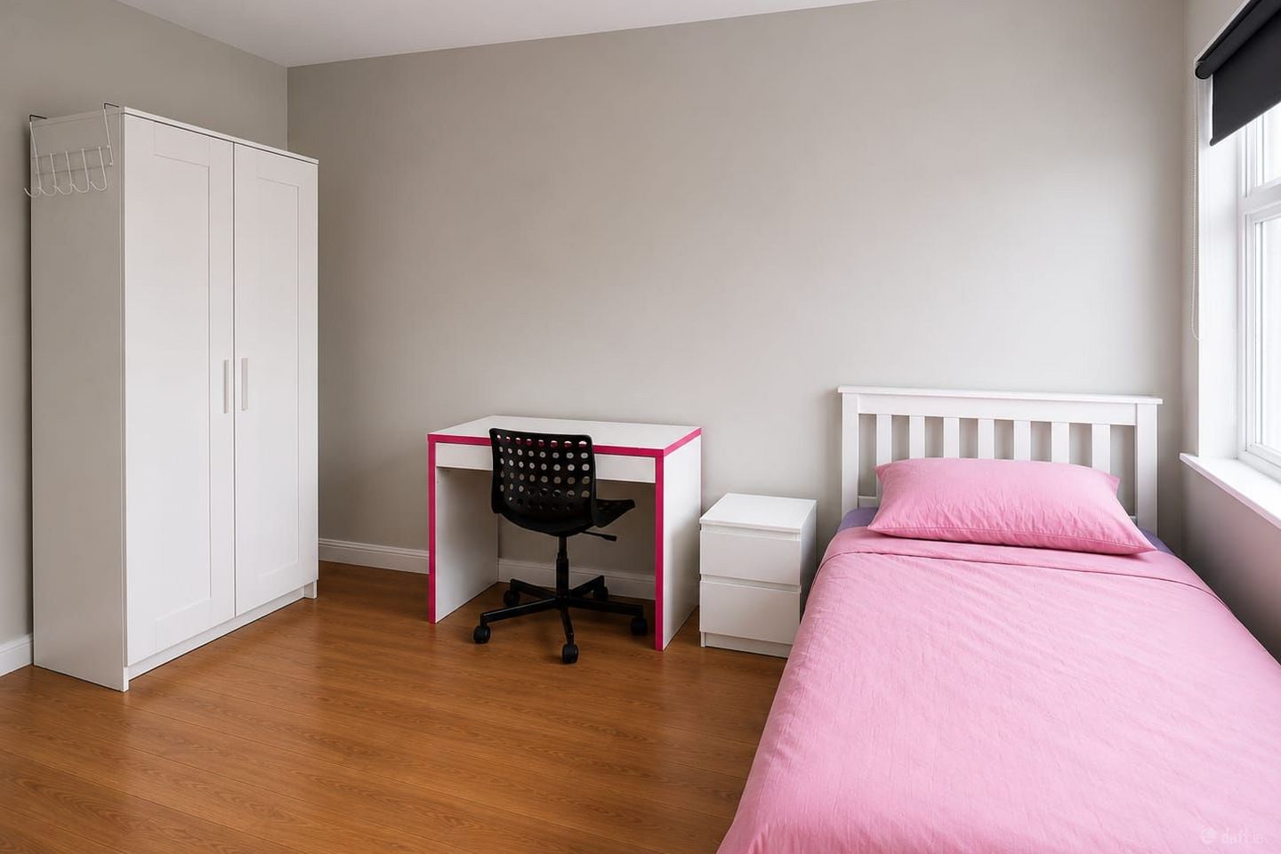 One room available - Girls only,  Sea Road, Malahide, Co. Dublin, Malahide, Co. Dublin
