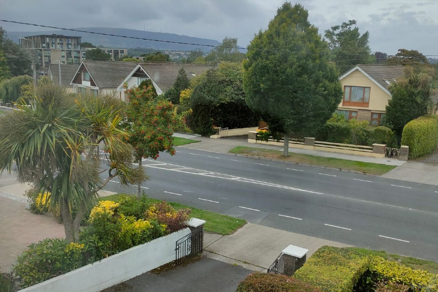Ensuit Large Flat Near Killiney Shopping Center, Avondale Road, Killiney, Co. Dublin, Glenageary, Co. Dublin
