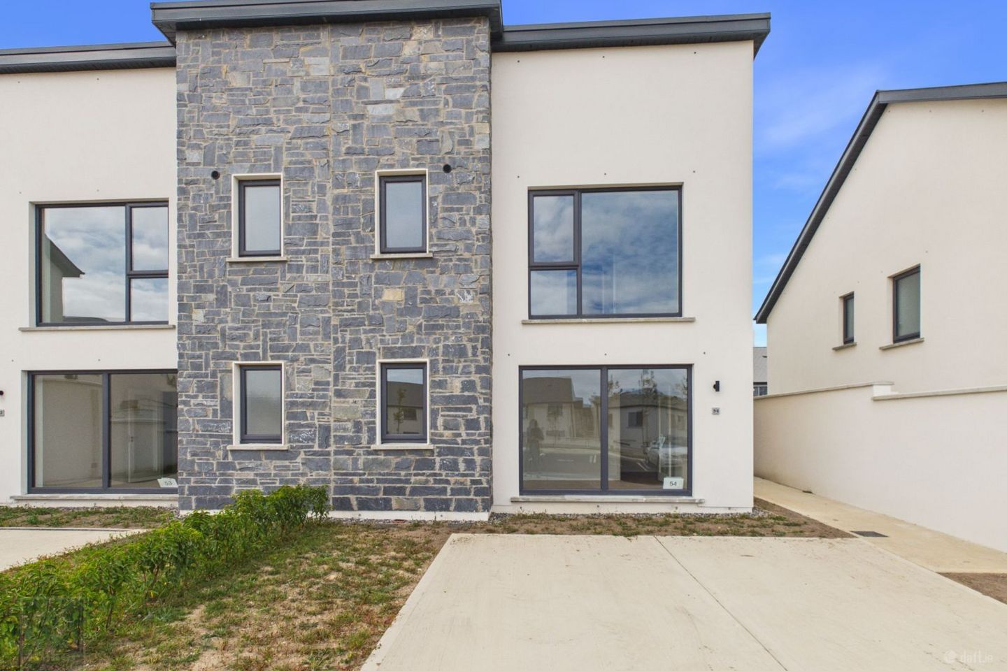 54 The Paddocks, Coolcotts, Wexford Town, Co. Wexford, Y35FR1X