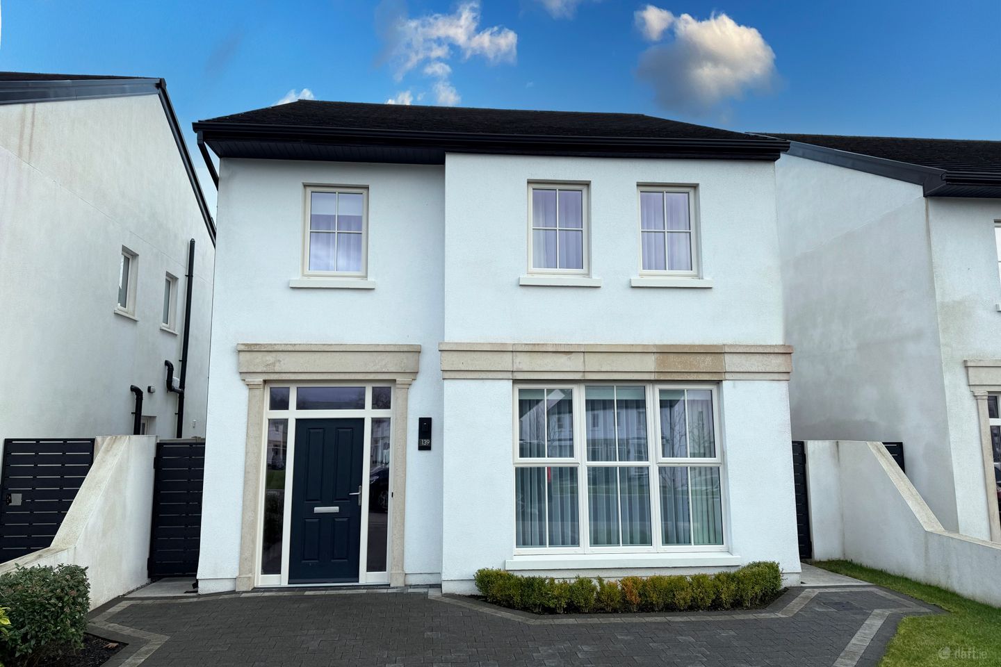 Fully Furnished Showhouse At, 139 Carrabeag, Newport Road, Castlebar, Co. Mayo, F23H210
