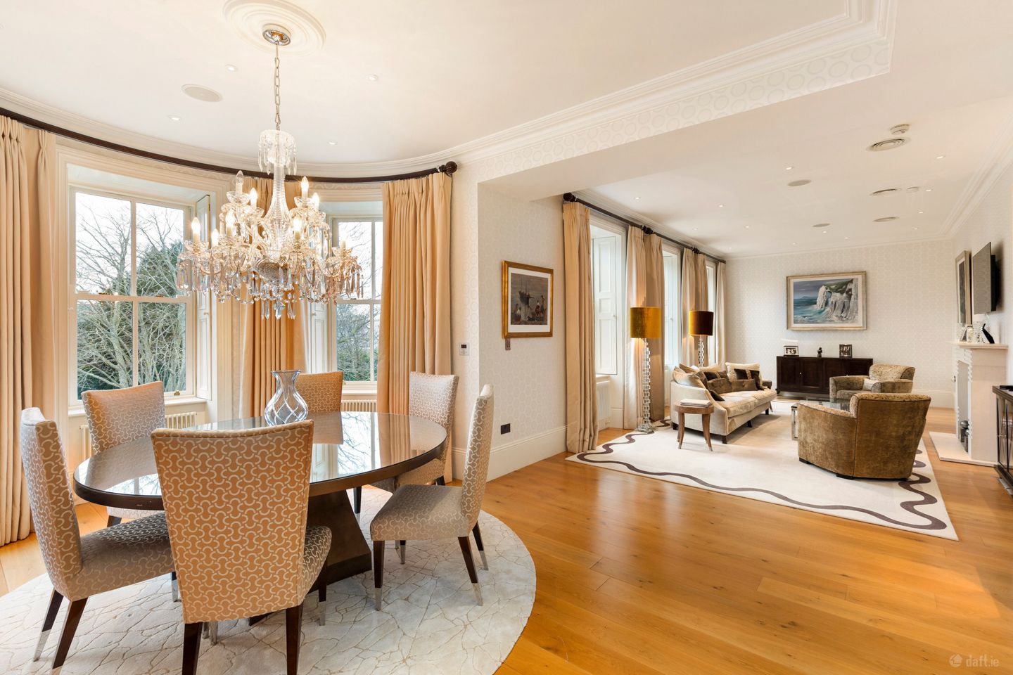 Apt 4, Simmonscourt Castle, Simmonscourt Road, Ballsbridge, Dublin 4, D04H2W8