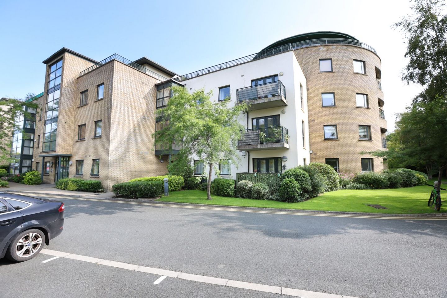 Marlay View, Ballinteer, Dublin 16