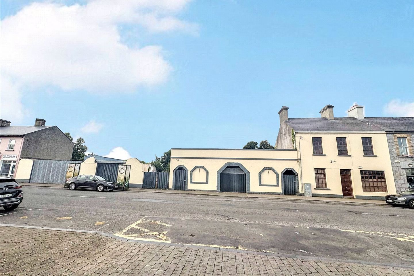 The Square, Mountbellew, Co. Galway, H53HR97