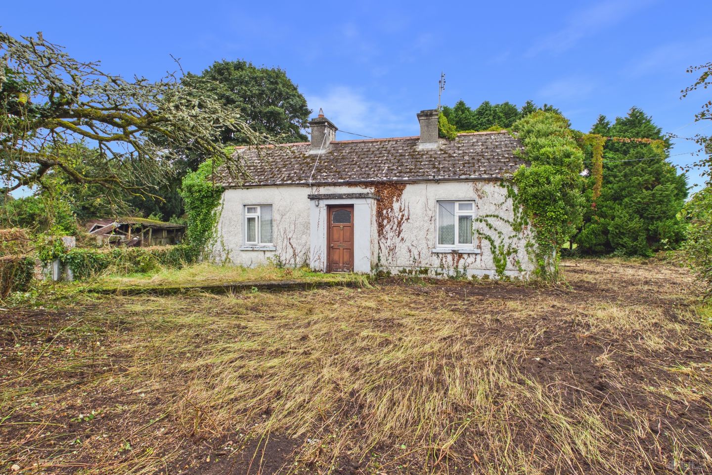 Lorrha, Nenagh, Co. Tipperary, E45NV63