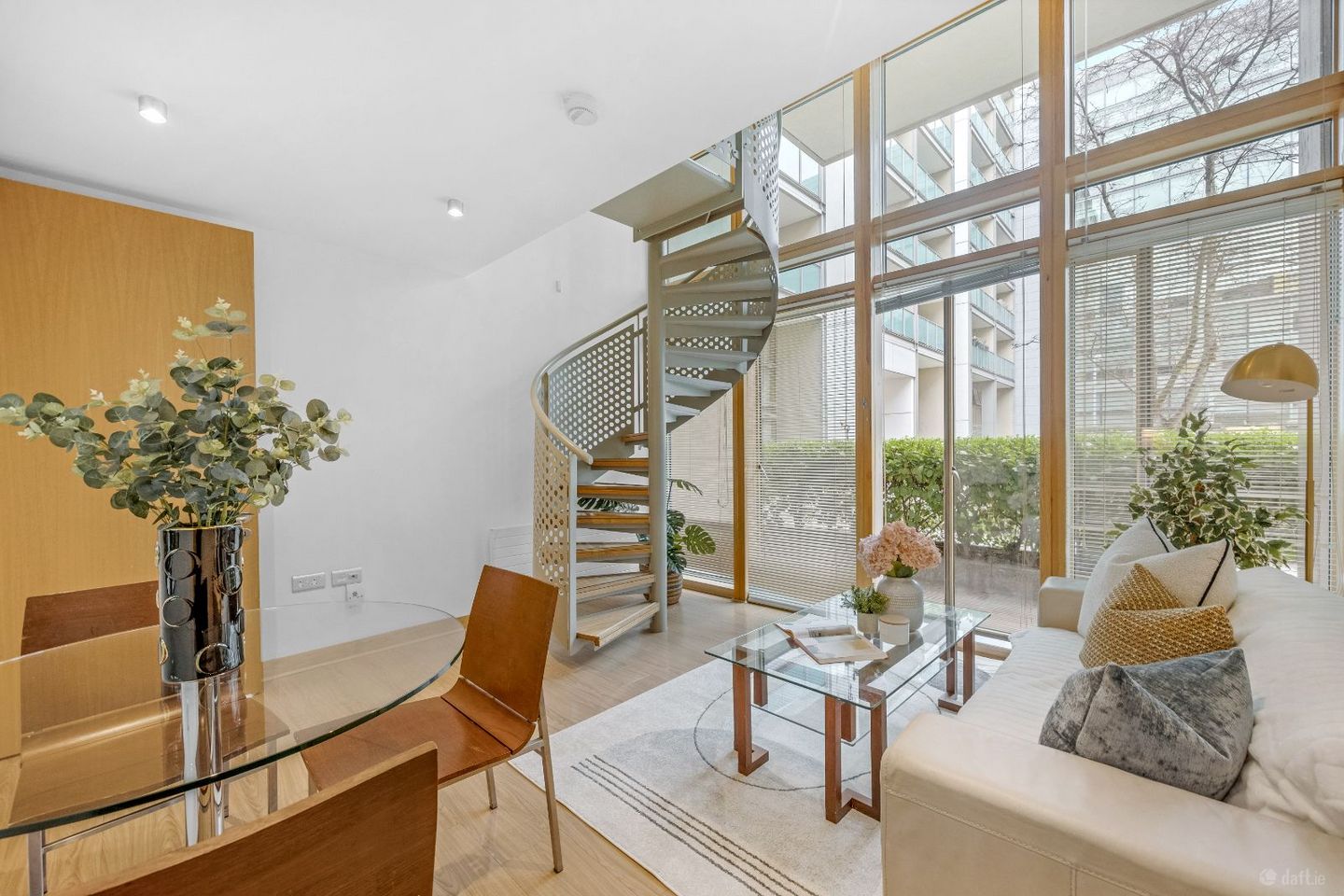 2 Killashee House, Spencer Dock, IFSC, Dublin 1, D01KX54