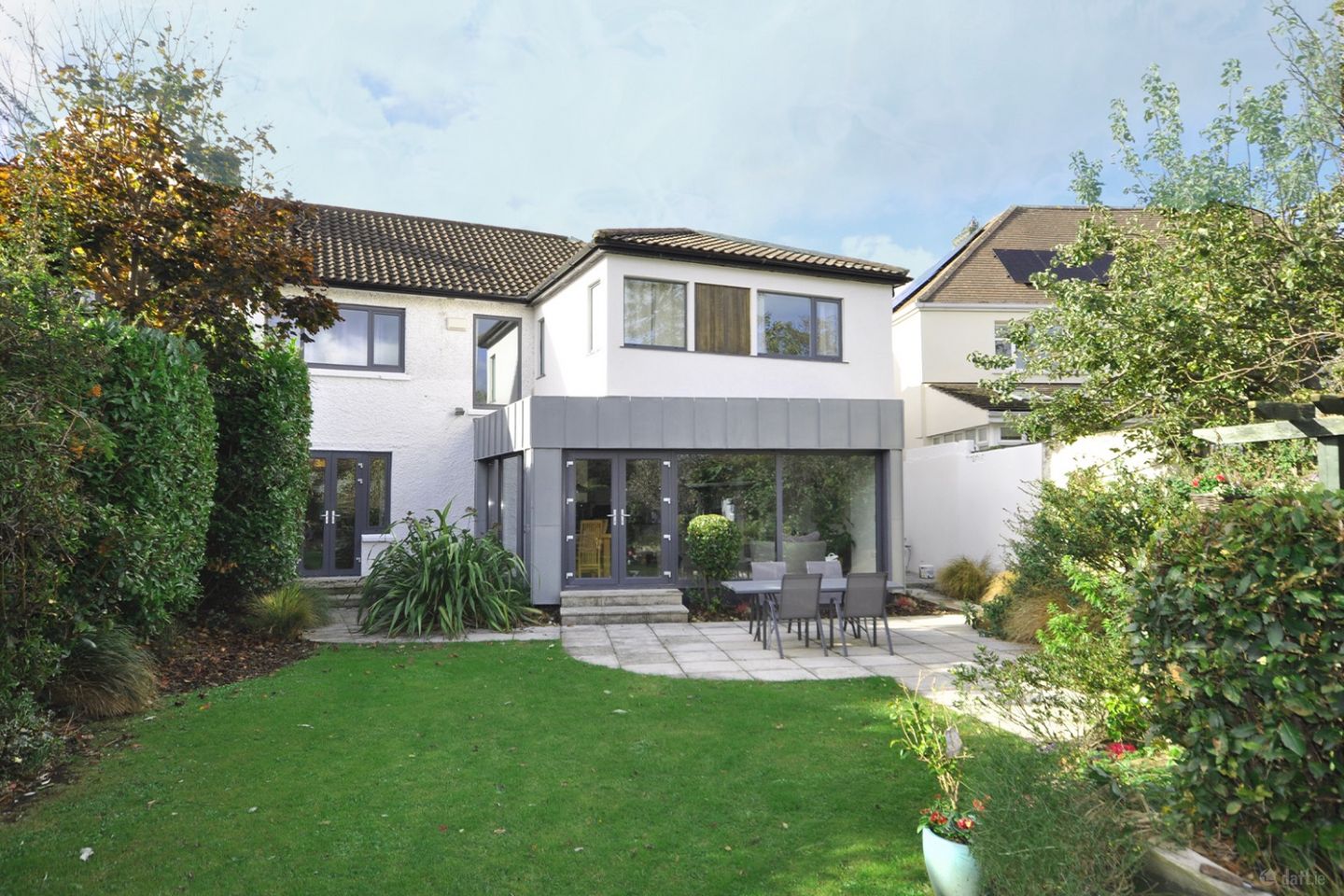 10 Myrtle Park, Dun Laoghaire, Co. Dublin, A96HK19