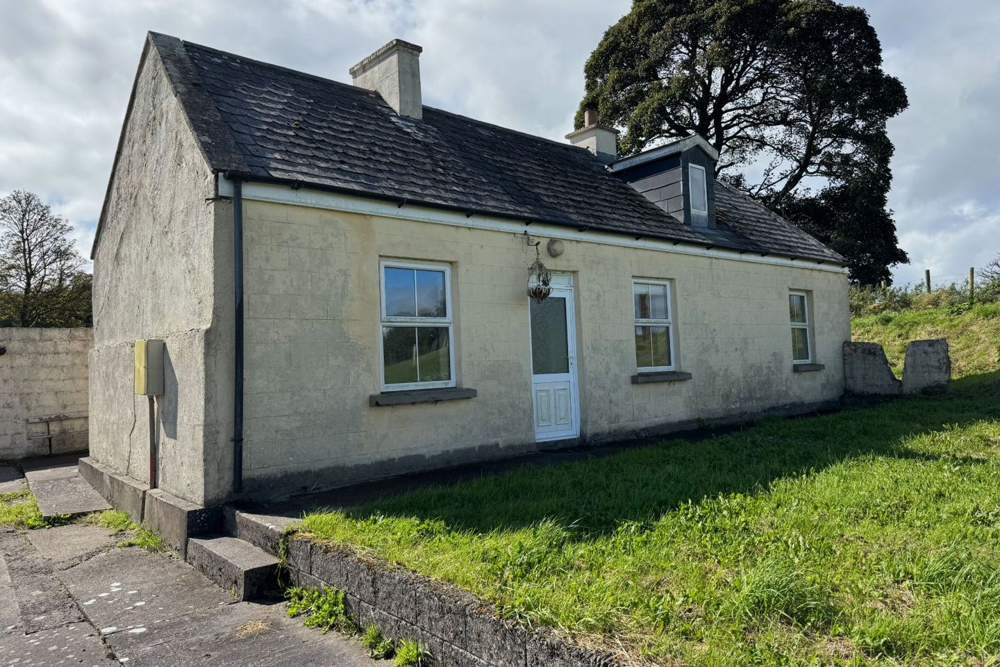 Murneen North, Claremorris, Co. Mayo, F12A2R1