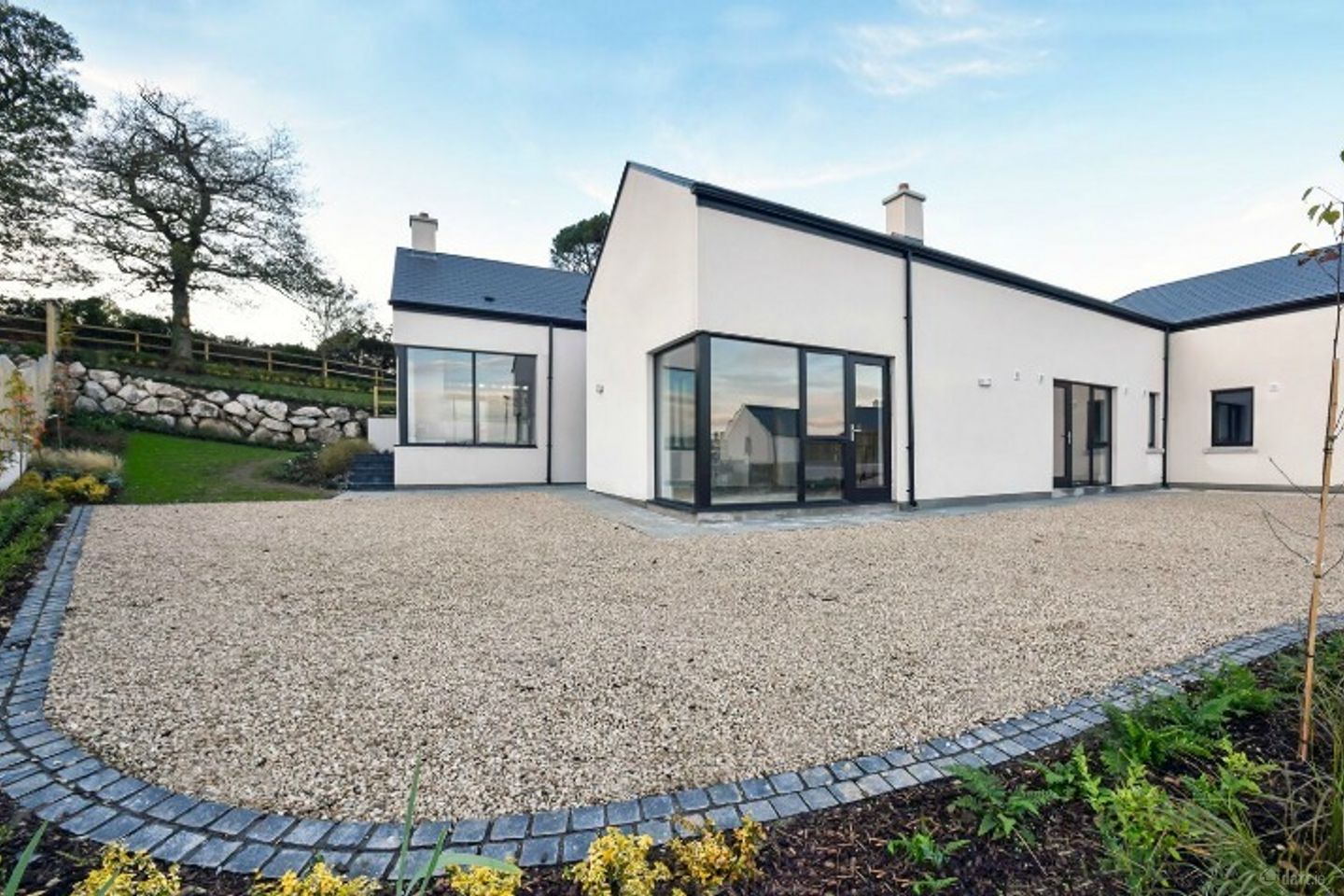 6 Hillfield, Rathmichael, Co. Dublin