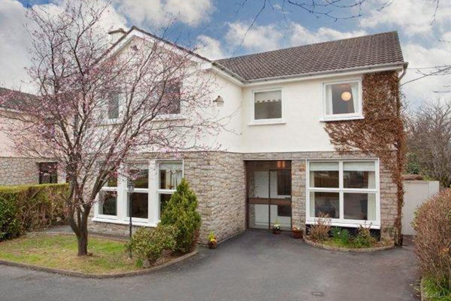 54 Stillorgan Park, Blackrock, Co. Dublin