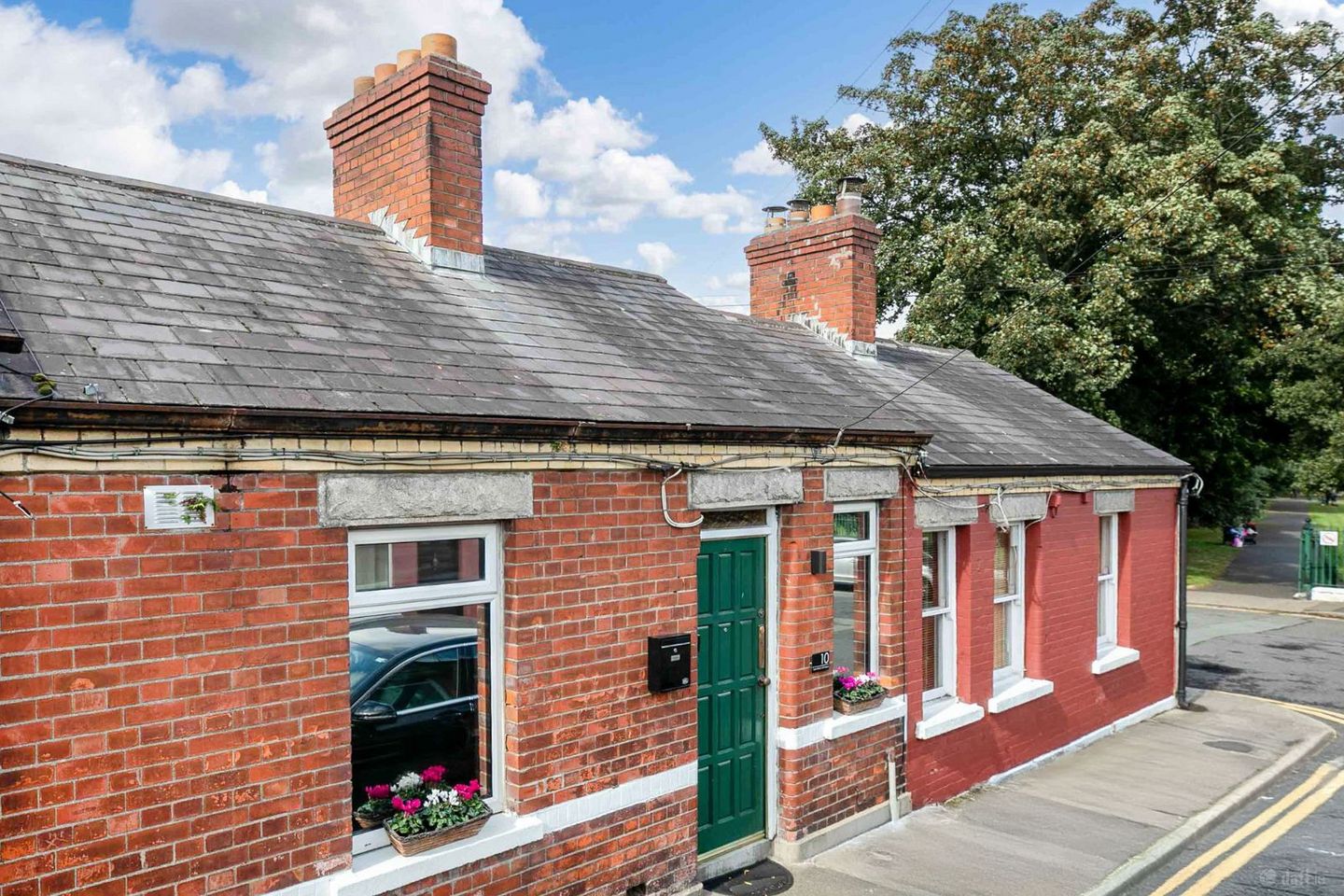 10 Saint Broc's Cottages, Donnybrook, Dublin 4, D04A9F9
