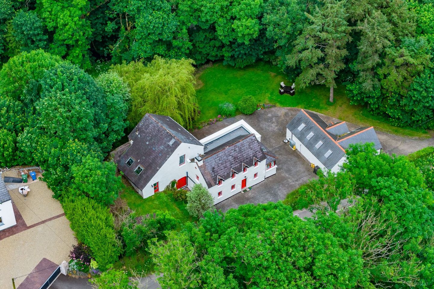 The Mill, Ballinluig West, Ballyfeard, Co. Cork, P17KR40