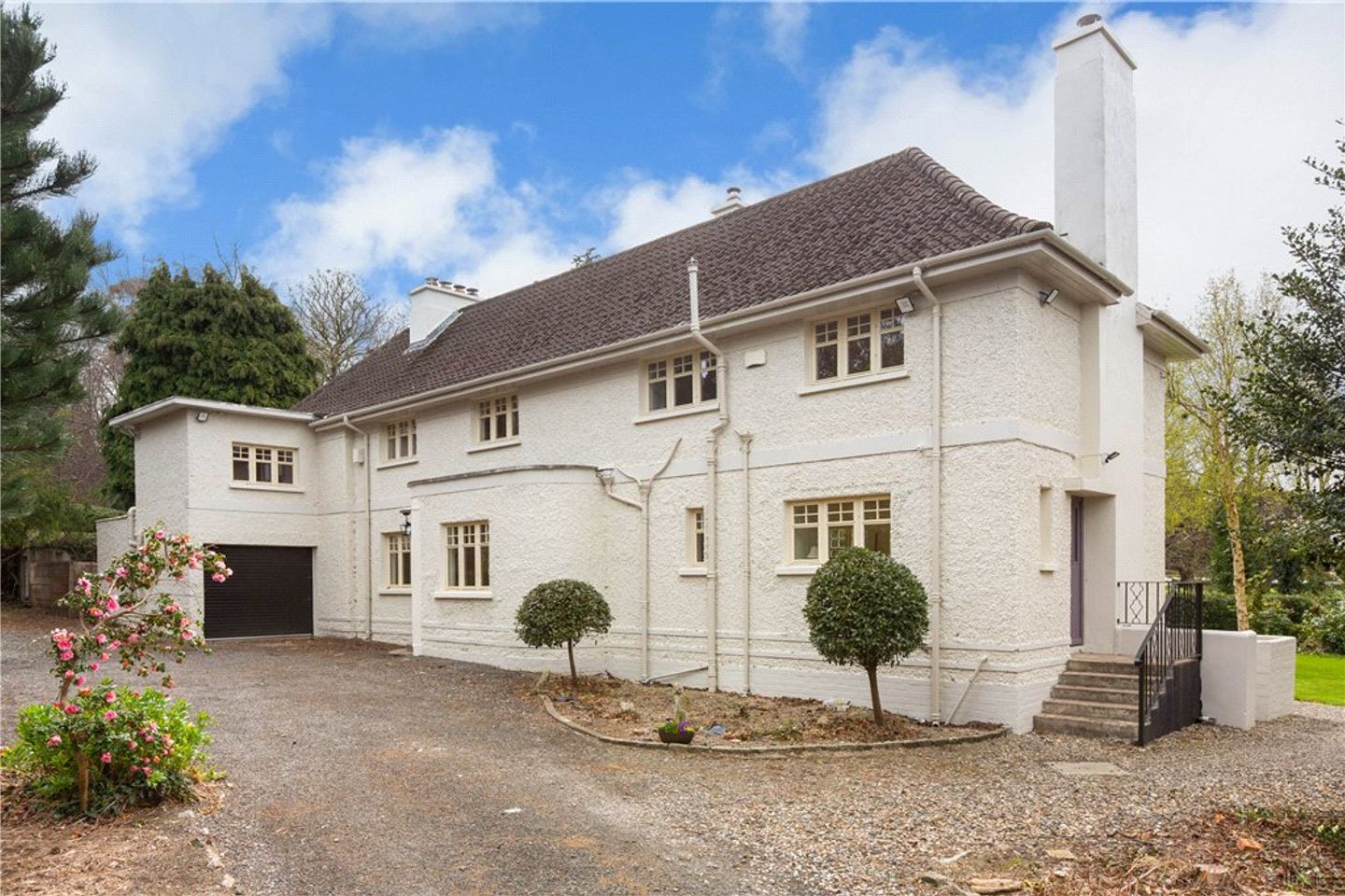 Coolroe, The Woods, Ballinclea Road, Killiney, Co. Dublin, A96X052