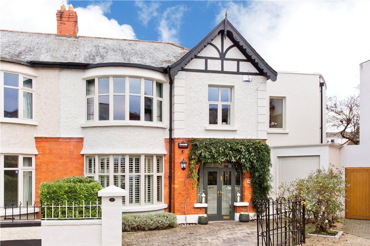 28 St Alban's Park, Sandymount, Dublin 4, D04VW84