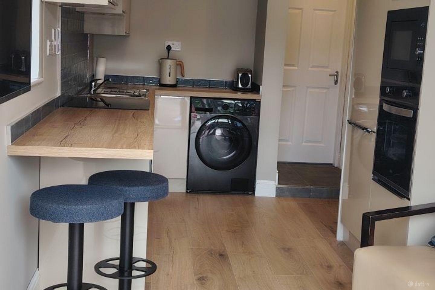 Hayley, 12b Ashgrove Park, Bishopstown, Cork, Bishopstown, Co. Cork