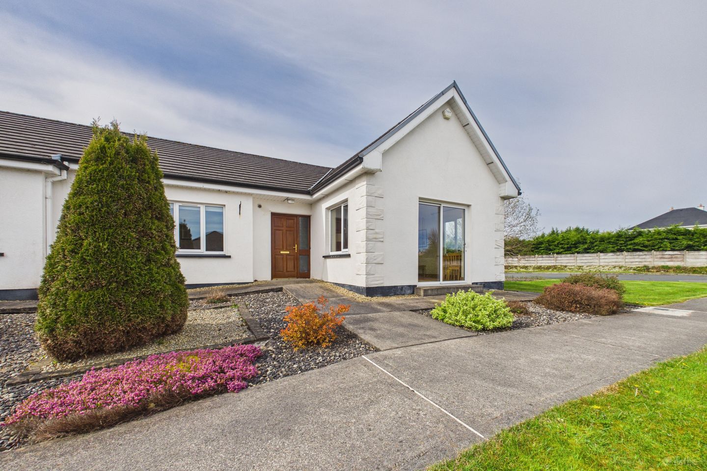1 Oakwood Retirement Village, Roscommon, Co. Roscommon, F42Y022