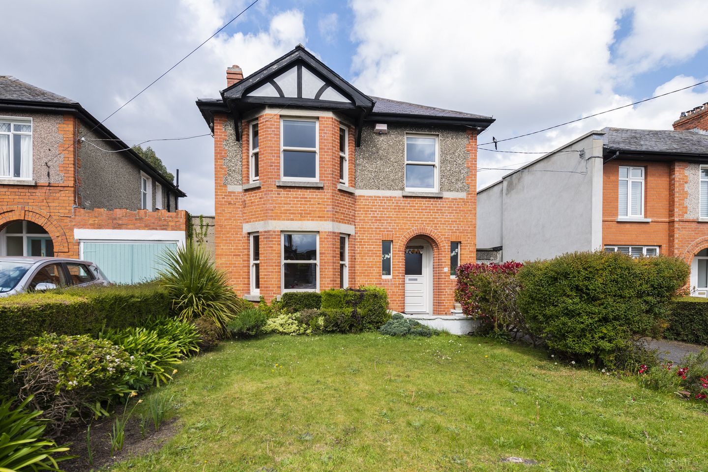 11 Highfield Park, Dundrum, Dundrum, Dublin 14, D14YW32