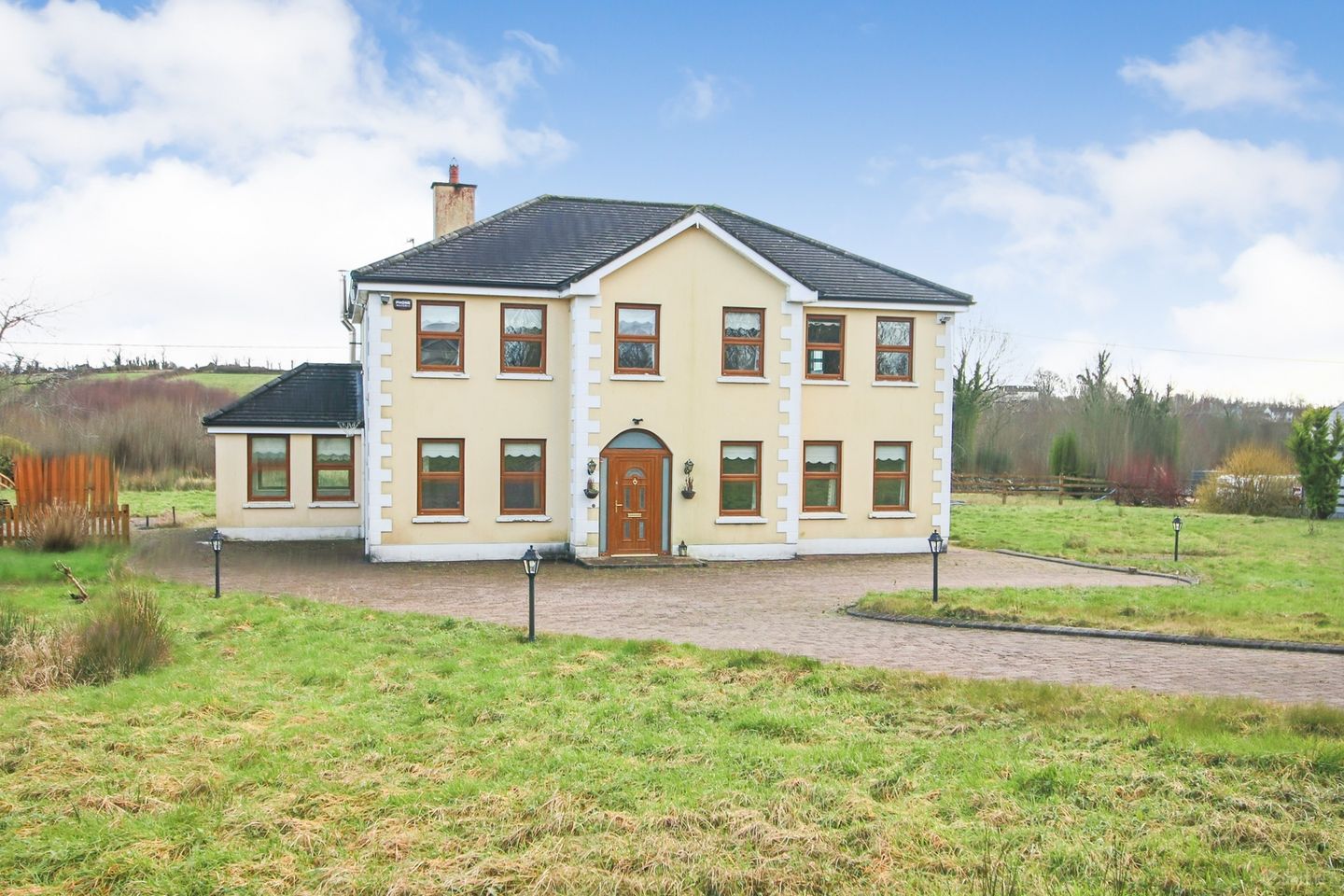 Clenahoo House, Leitrim Road, Carrick-On-Shannon,, Co. Leitrim, N41FN24