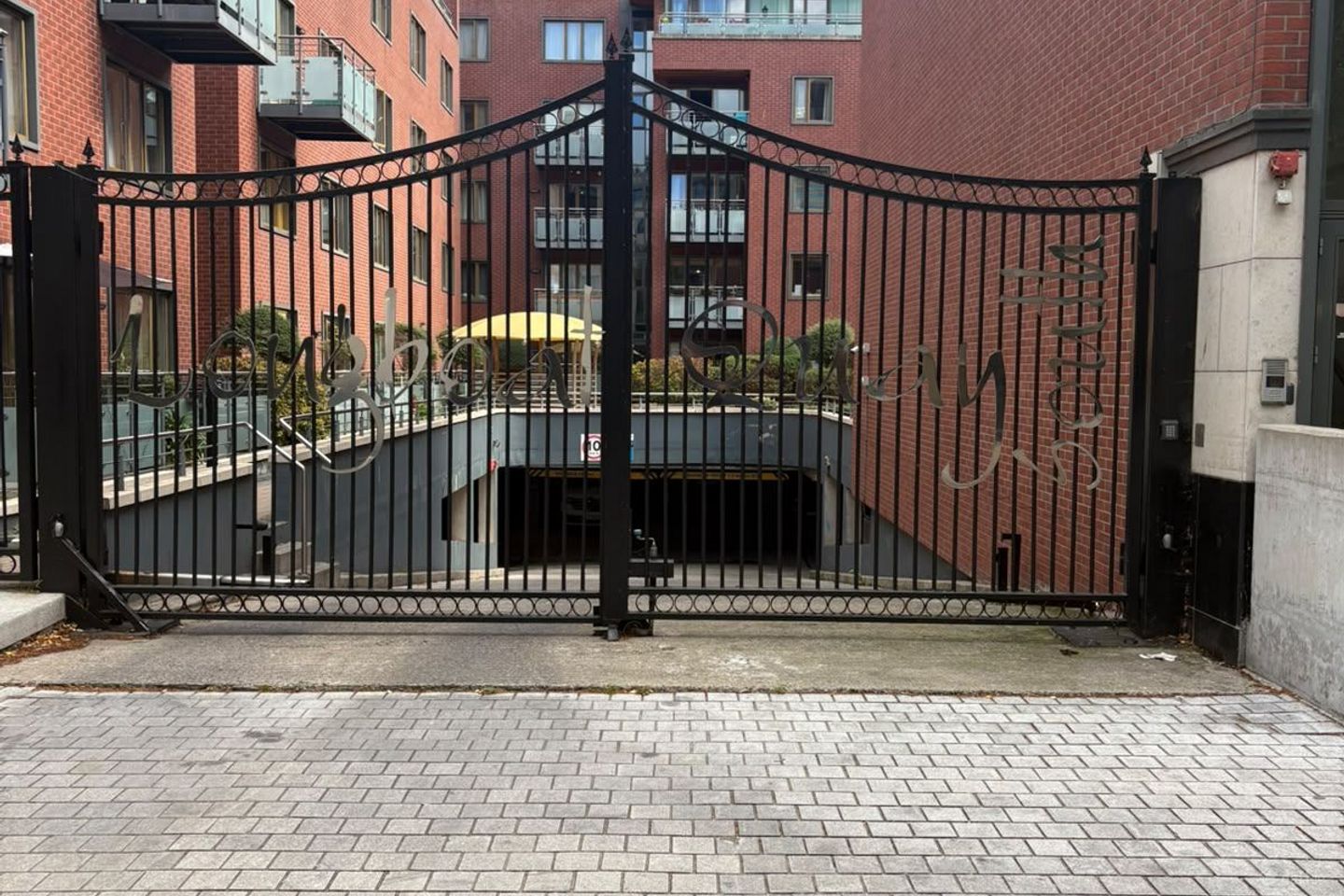 Longboat Quay South Apartments, Hanover Quay, Dublin 2, Hanover Quay, Dublin 2