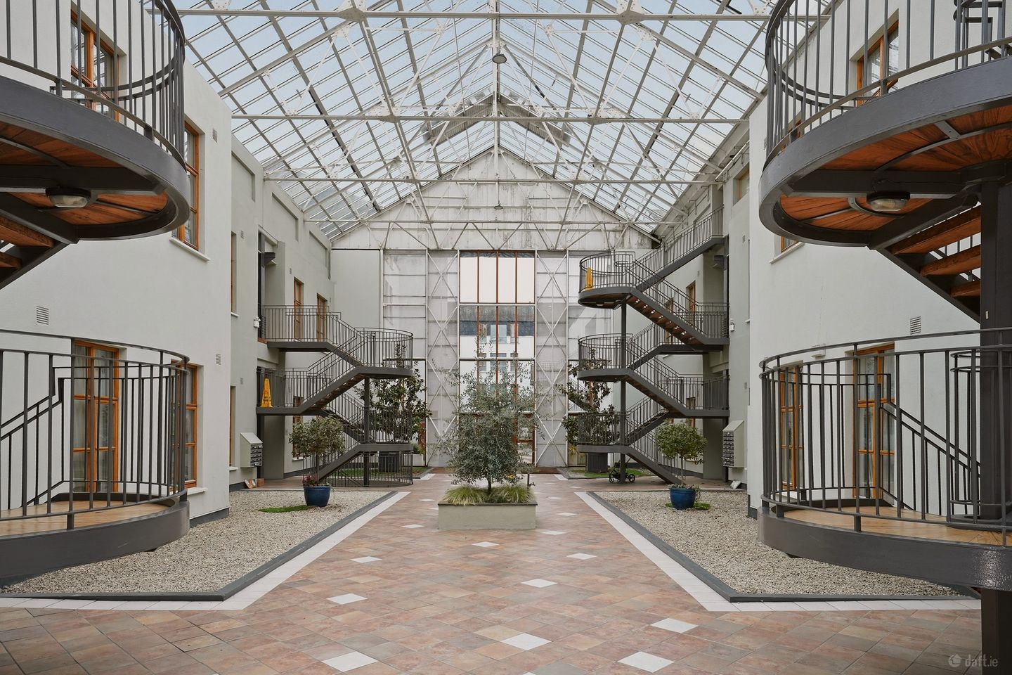 101 The Fir, Winter Garden, Pearse Street, Dublin 2