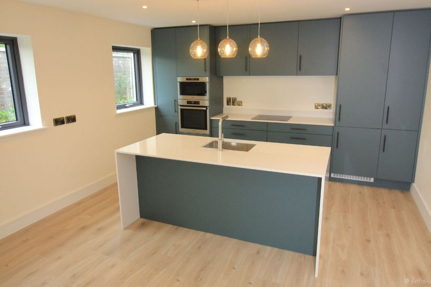 1 Woodside, Moneygurney, Rochestown, Co. Cork