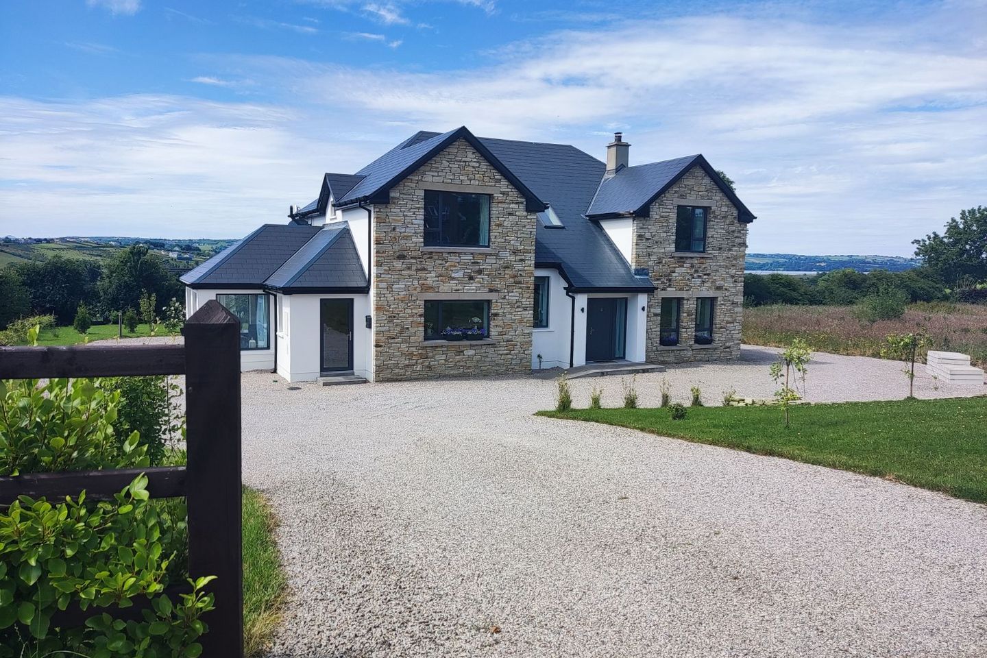 6 Raymoghey Heights, Manorcunningham, Manorcunningham, Co. Donegal, F92C8WD