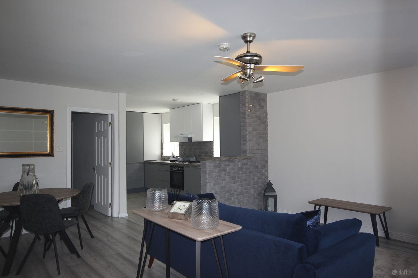 The avenue, Pembroke Woods, Passage West, Co. Cork