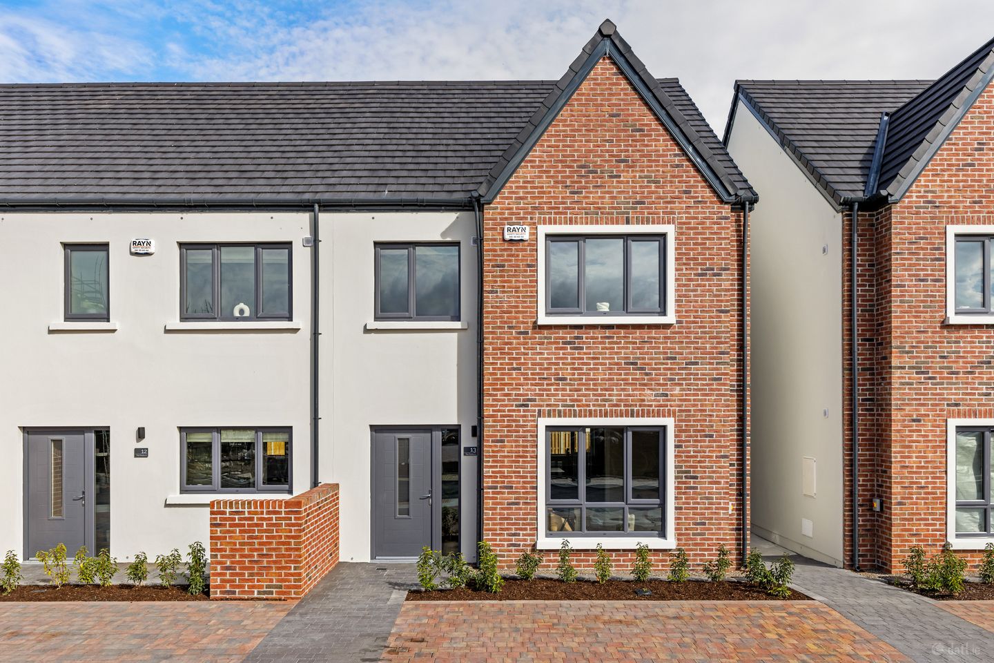 3 Bed End of Terrace, Greenpark, South Circular Road, Co. Limerick