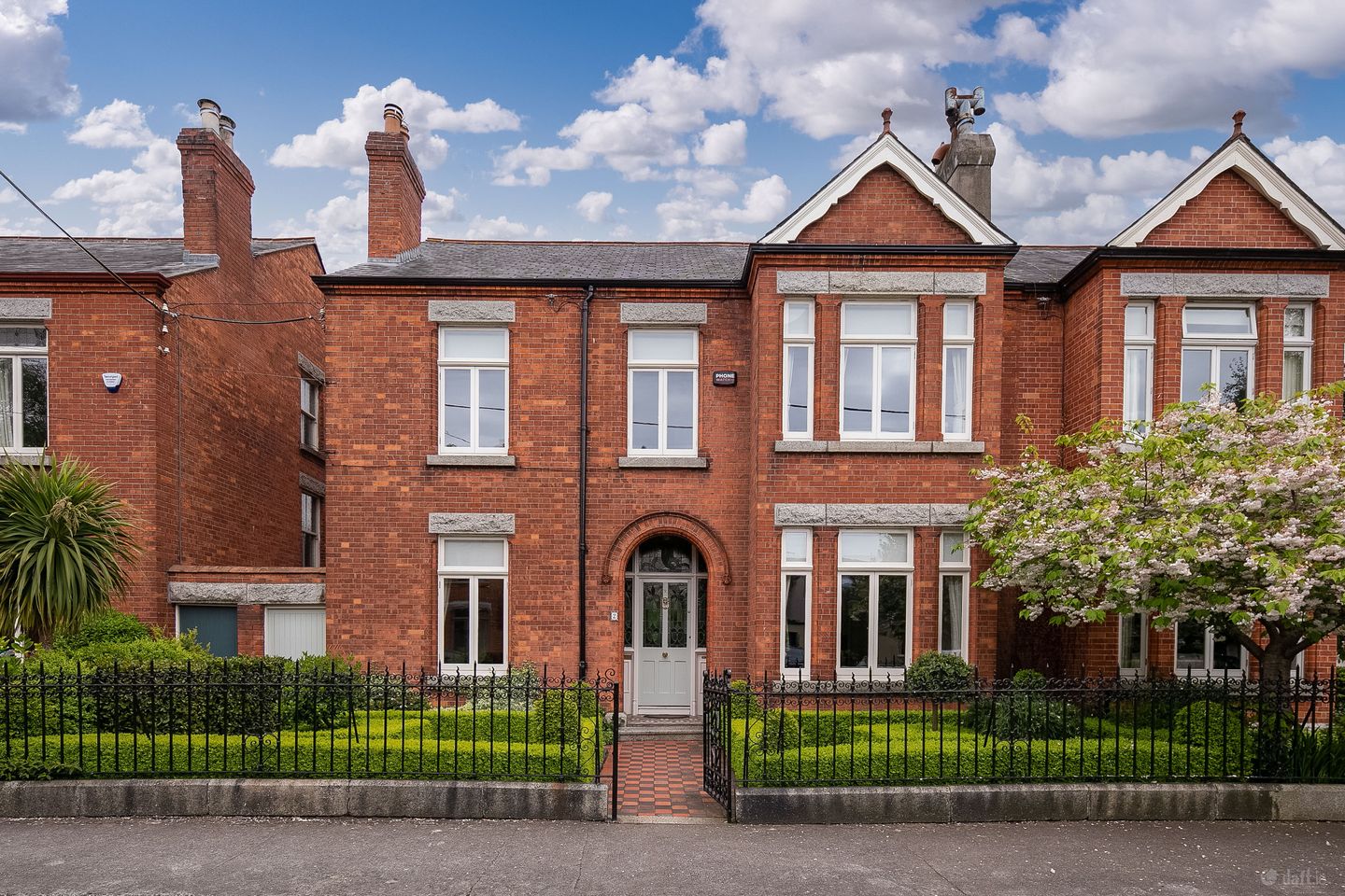 2 Healthfield Road, Terenure, Terenure, Dublin 6, D06WN72