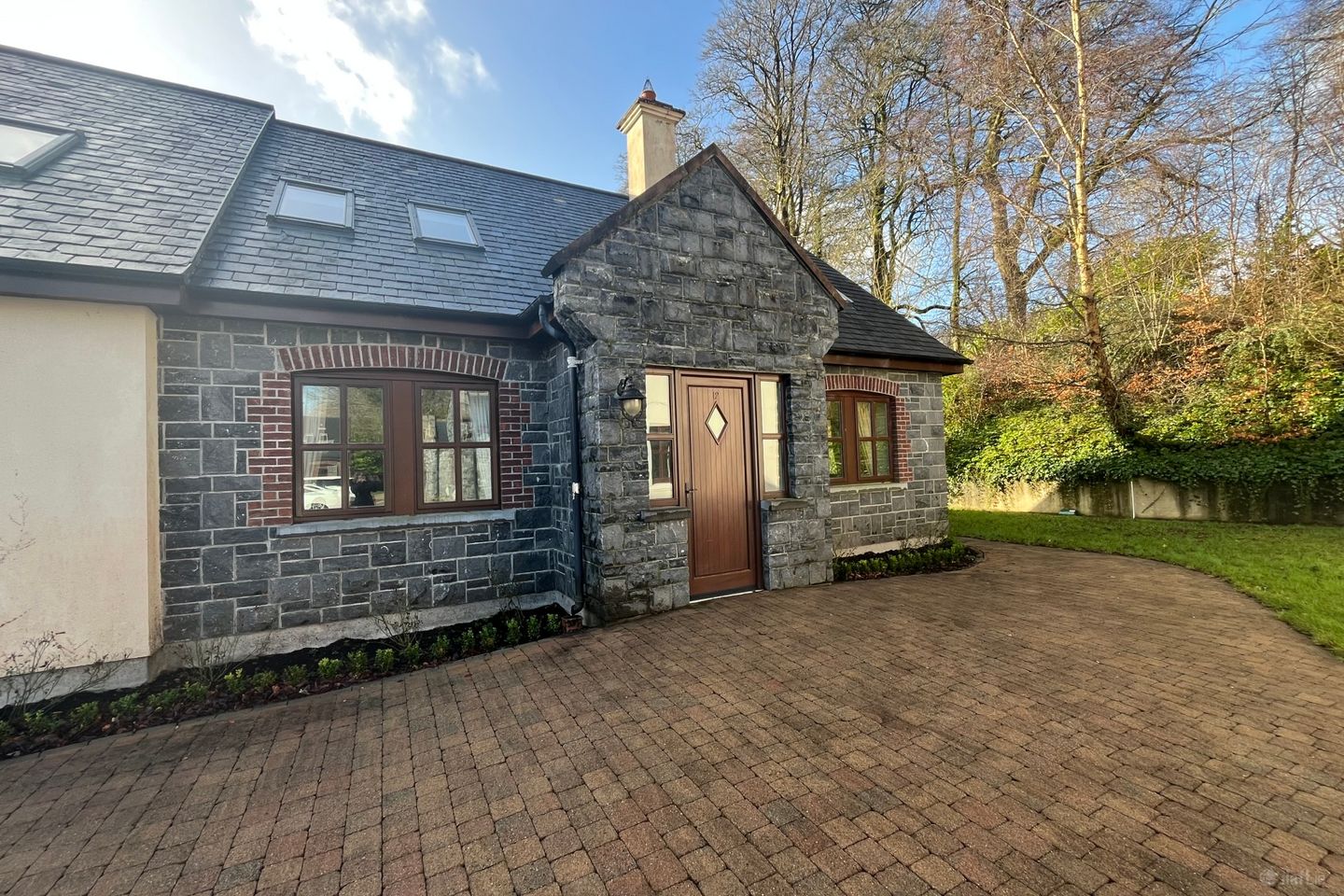 12 The Lakeside, Mount Falcon Estate, Ballina, Co Mayo, F26Y8N4
