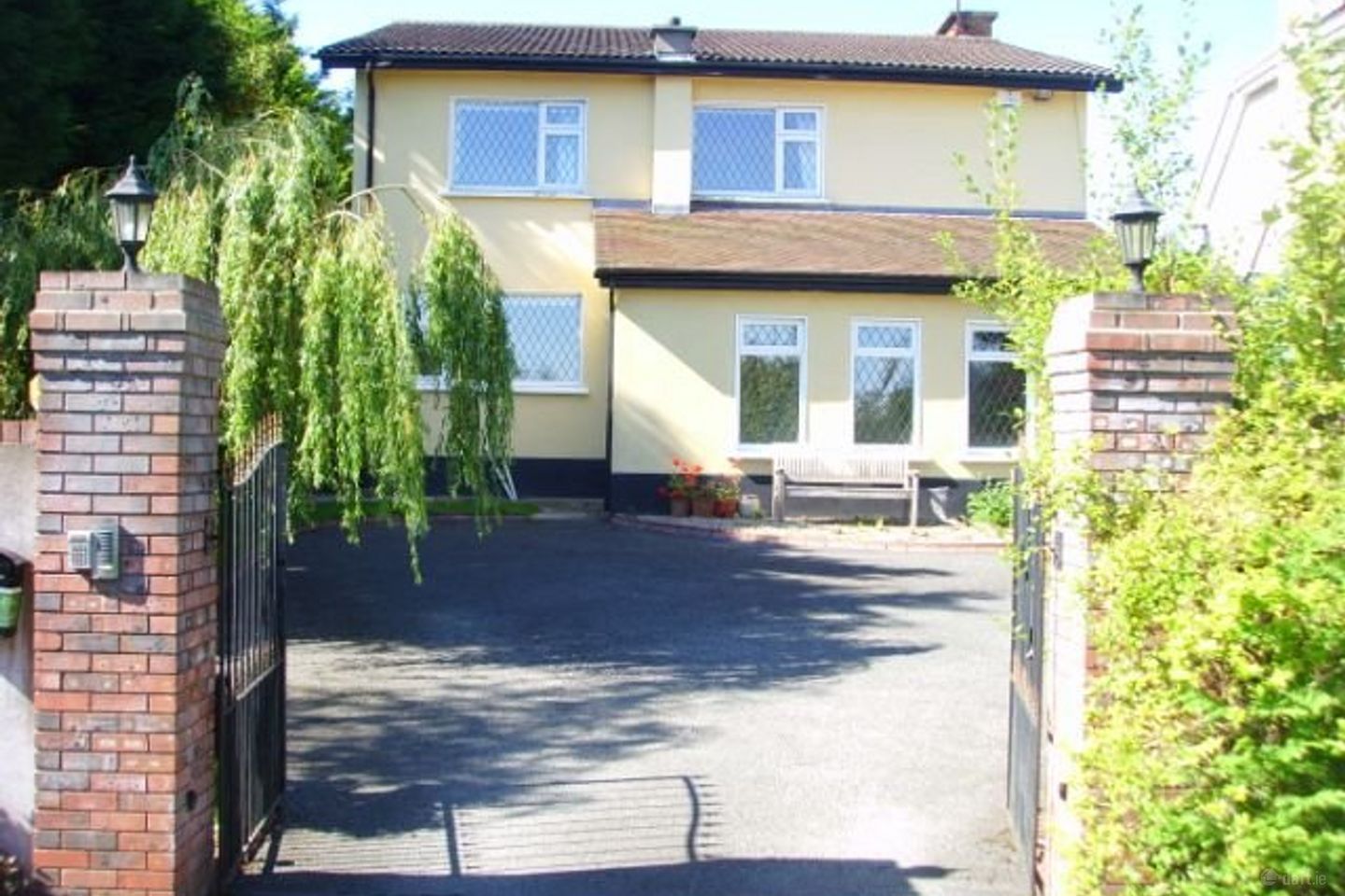 Kylemhuire, 3 Knocksinna Park, Foxrock, Dublin 18