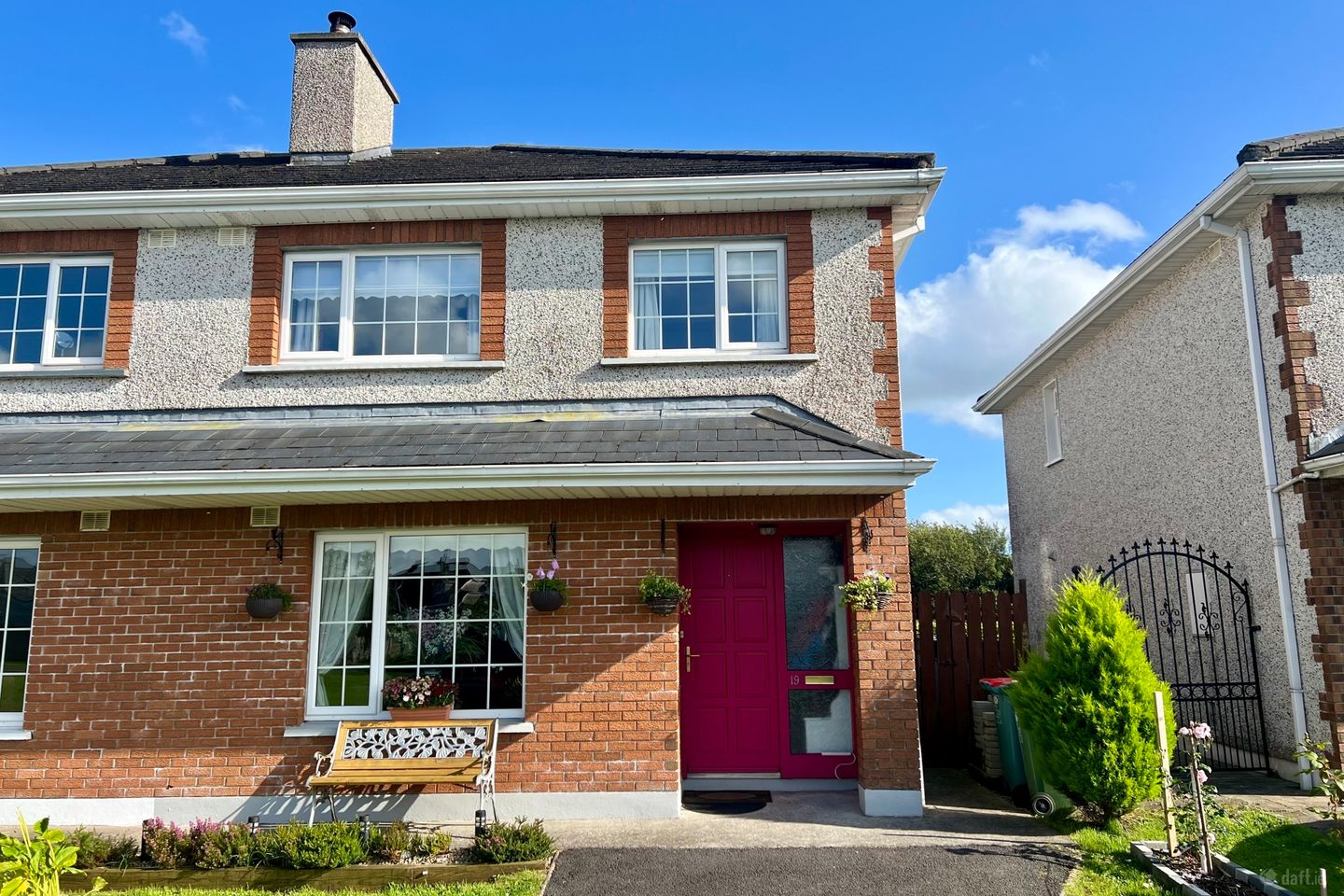 19 Gladesville, Castlebar, Co. Mayo, F23W677