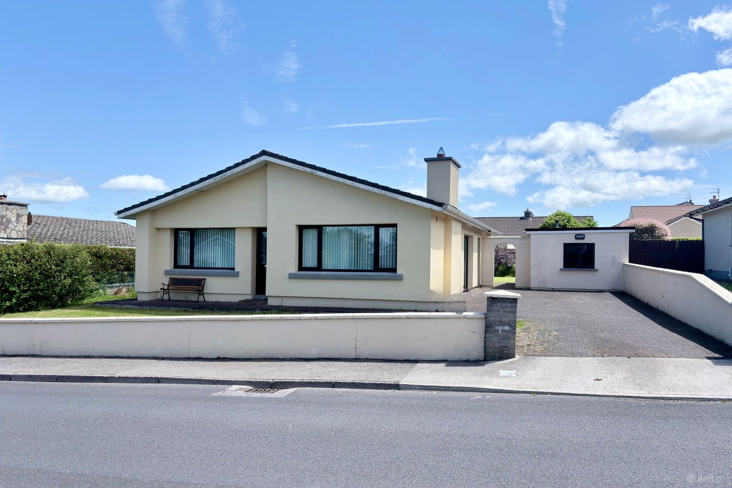 Roseville, 11 Woodlands Heights, Carrick-Beg, Carrick-On-Suir, Co. Tipperary, E32RX75